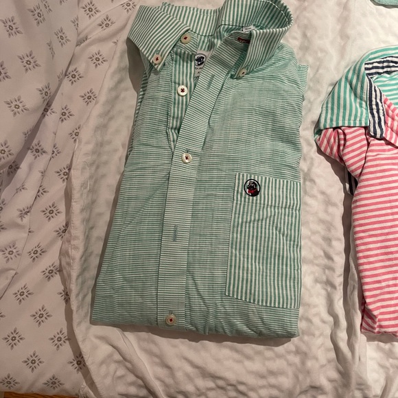 Vineyard Vines Bulk Sale - Picture 2 of 11